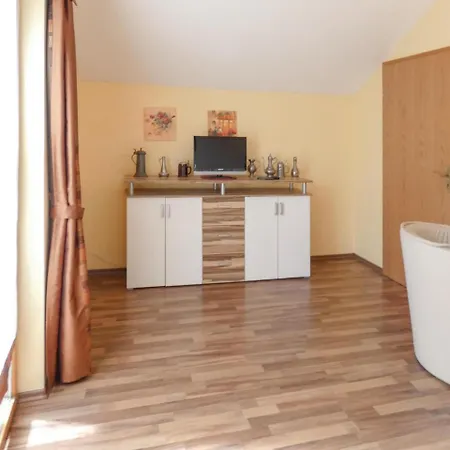 One-bedroom In Appartement Grafenwiesen